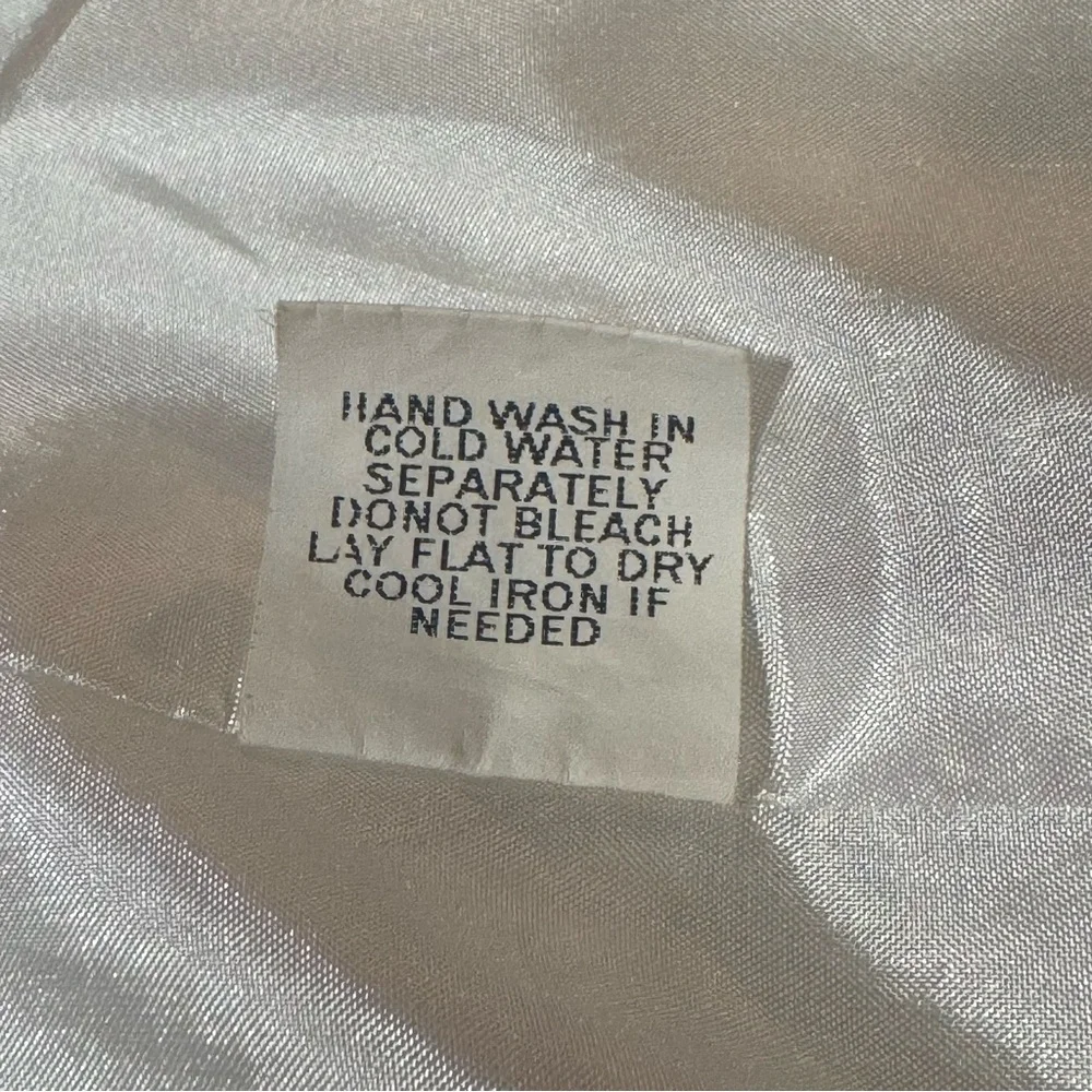 Michel Large Floral Blazer in White and Orange Floral - Picture 6 of 12